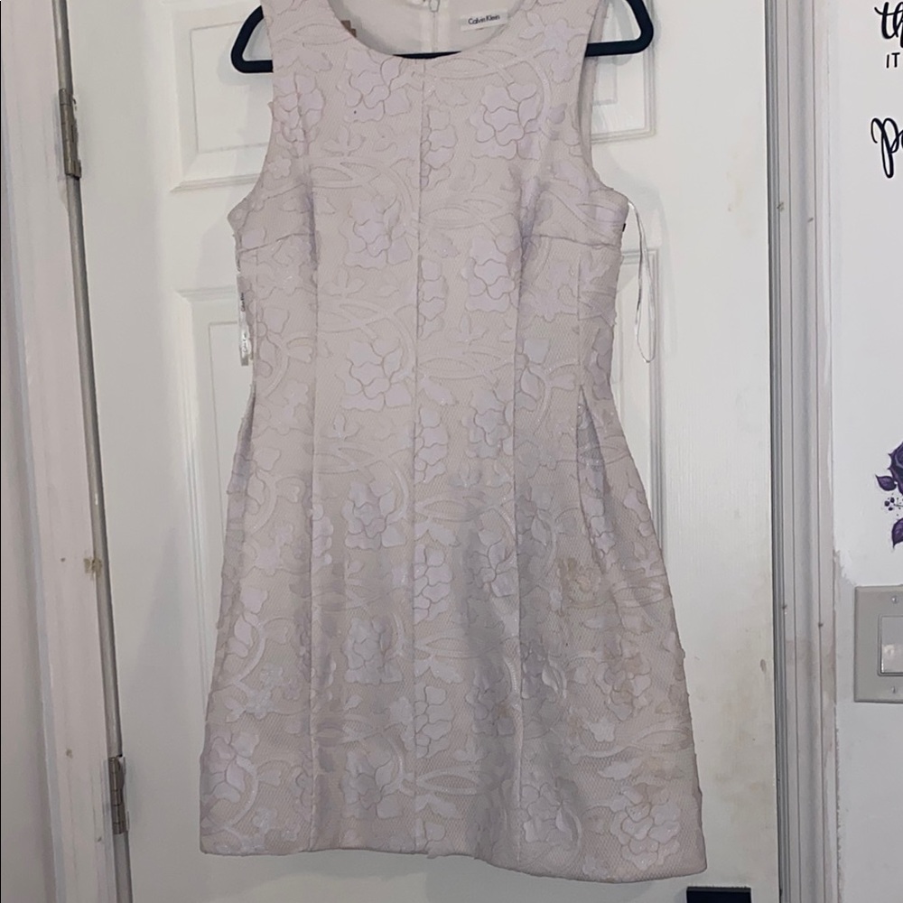 Calvin Klein Elegant Cream Sleeveless Dress